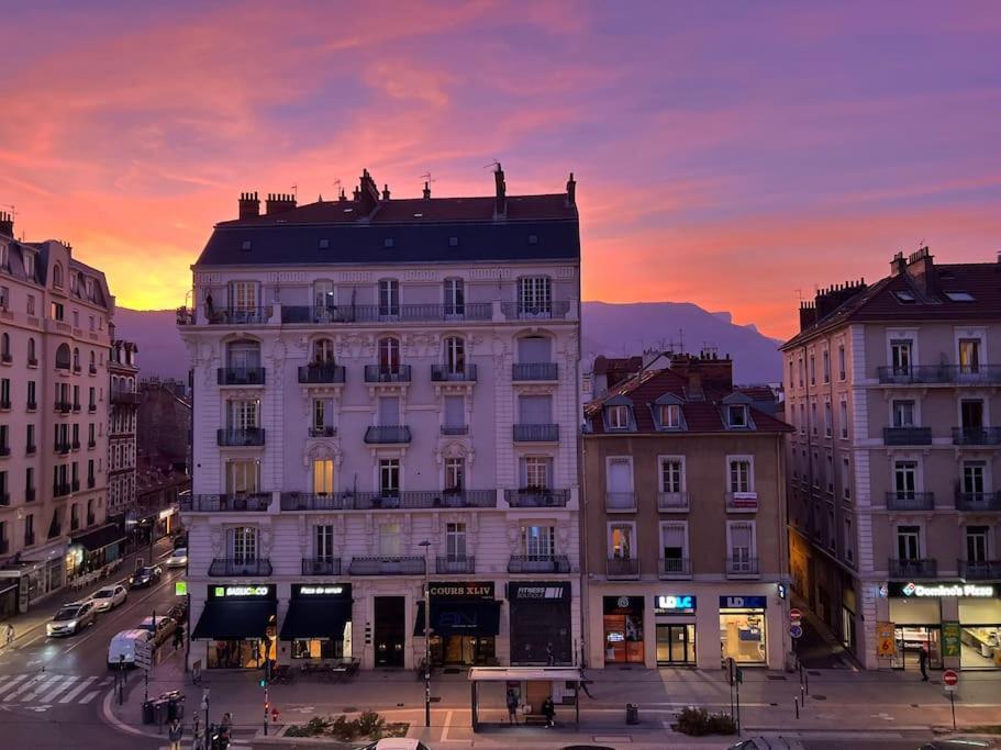 Appartement Entierement Renove Proche Gare Grenoble Buitenkant foto