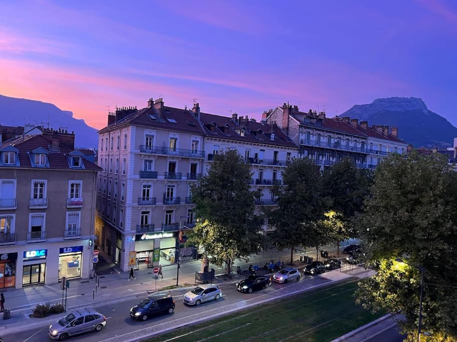 Appartement Entierement Renove Proche Gare Grenoble Buitenkant foto